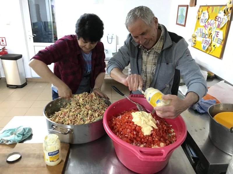 Foto Zabrani beim Kochen.jpg